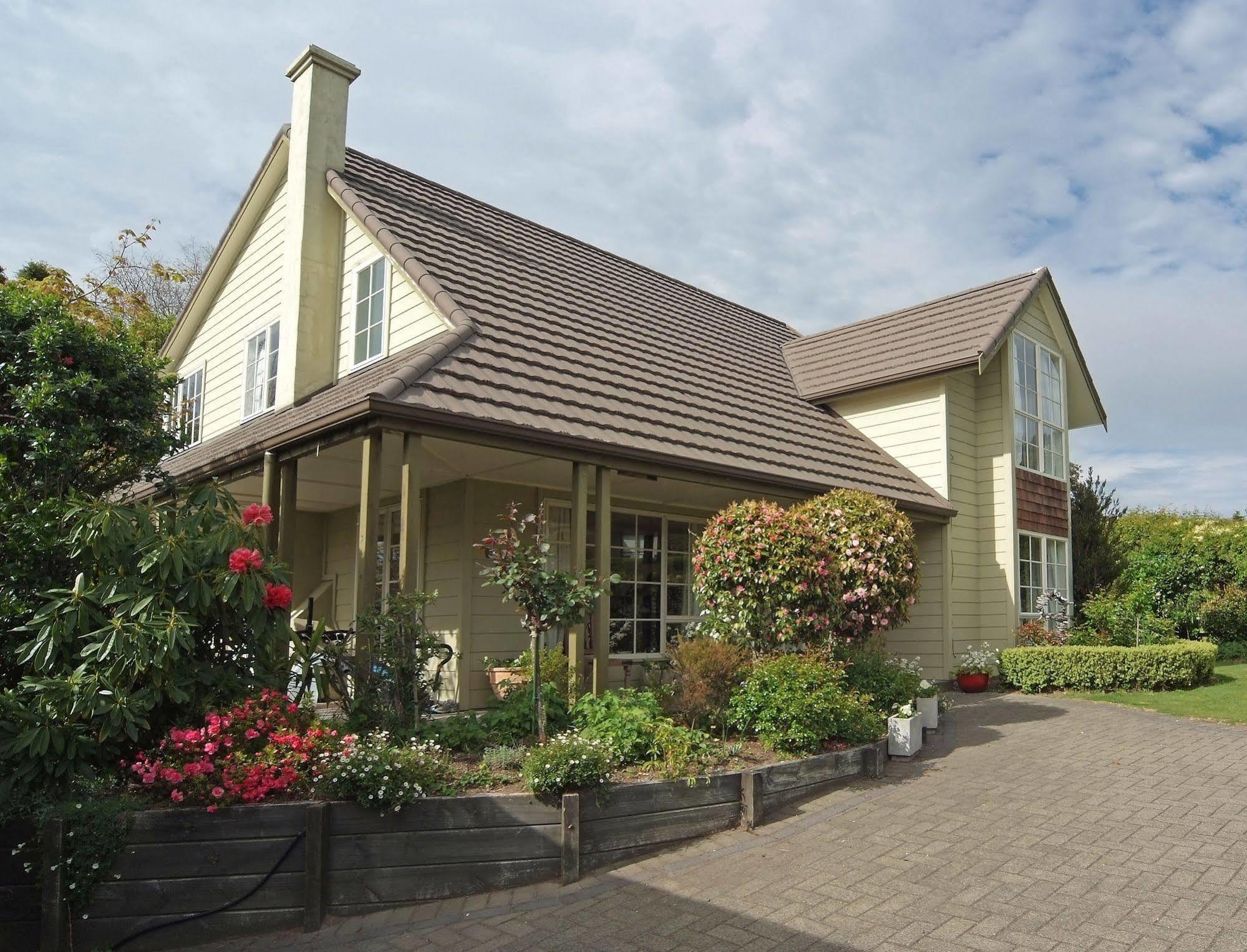 The Loft Bed And Breakfast Taupo Exterior photo