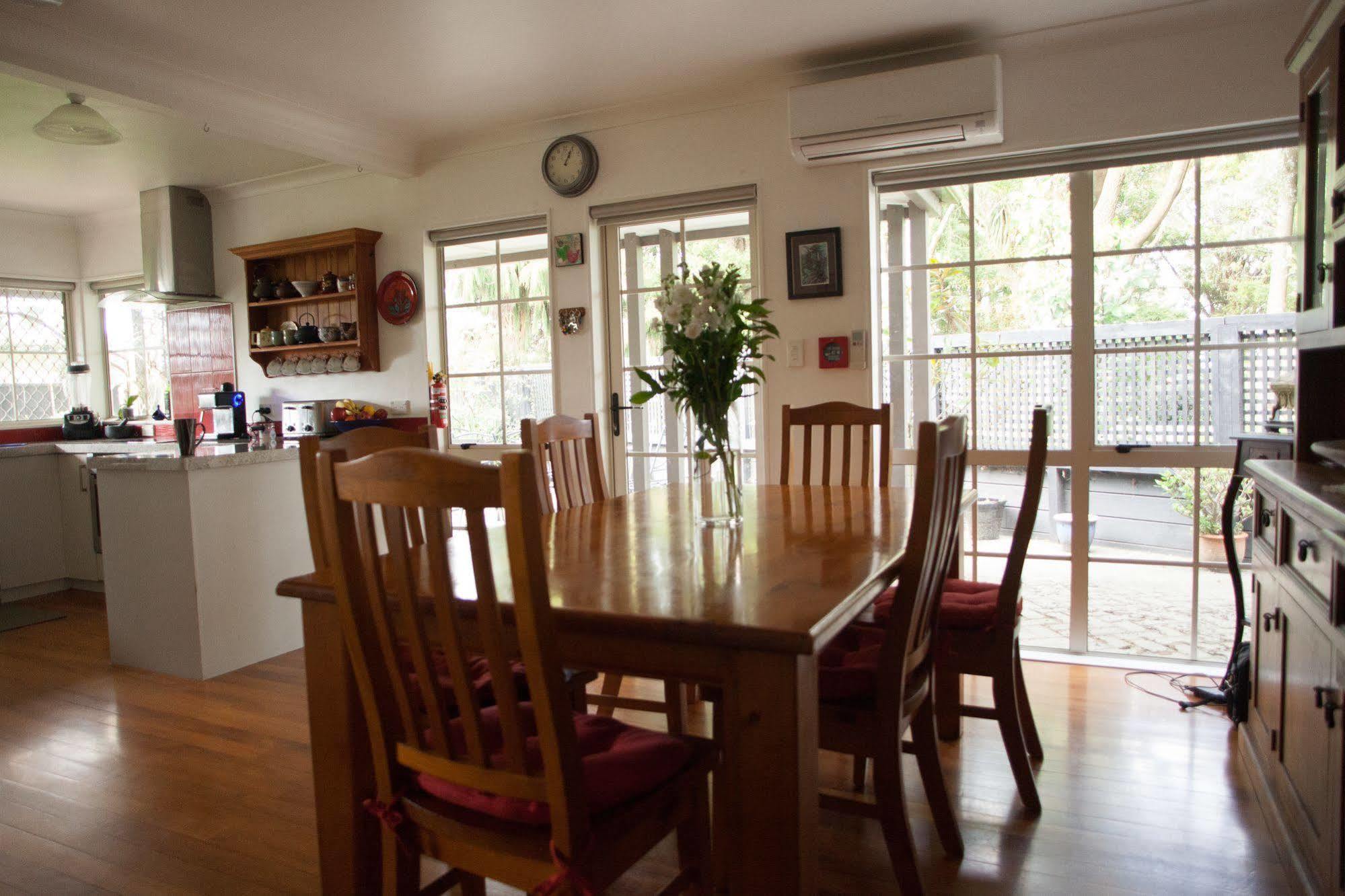 The Loft Bed And Breakfast Taupo Exterior photo